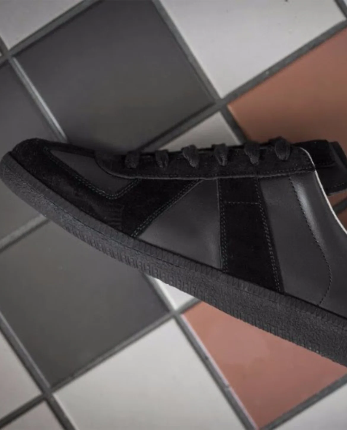 Anton Leather Sneakers - Image 7