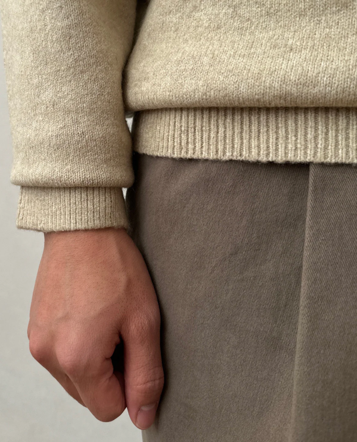 Arveilo Knit Sweater - Image 16