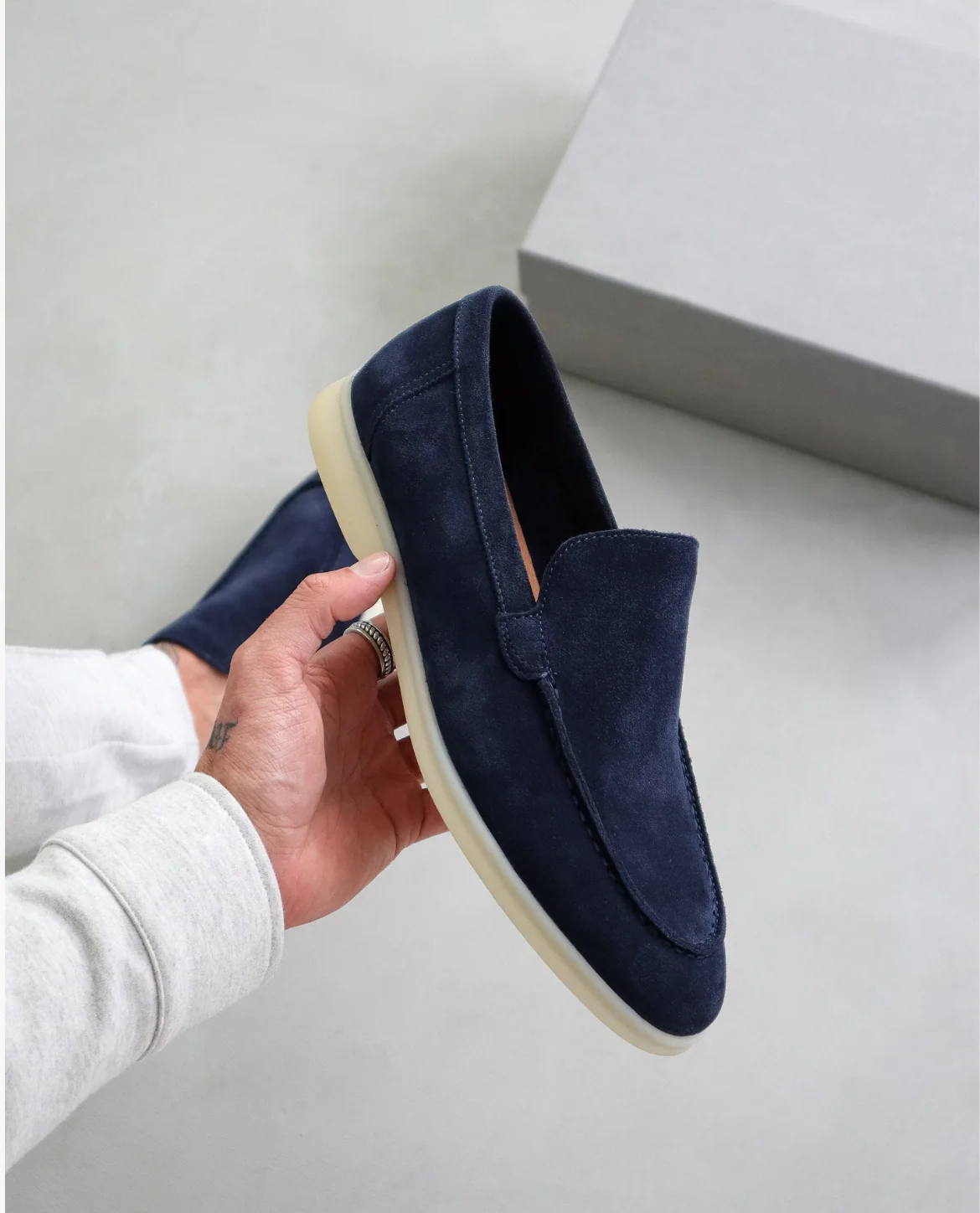 Arveilo Suede Loafers - Image 15
