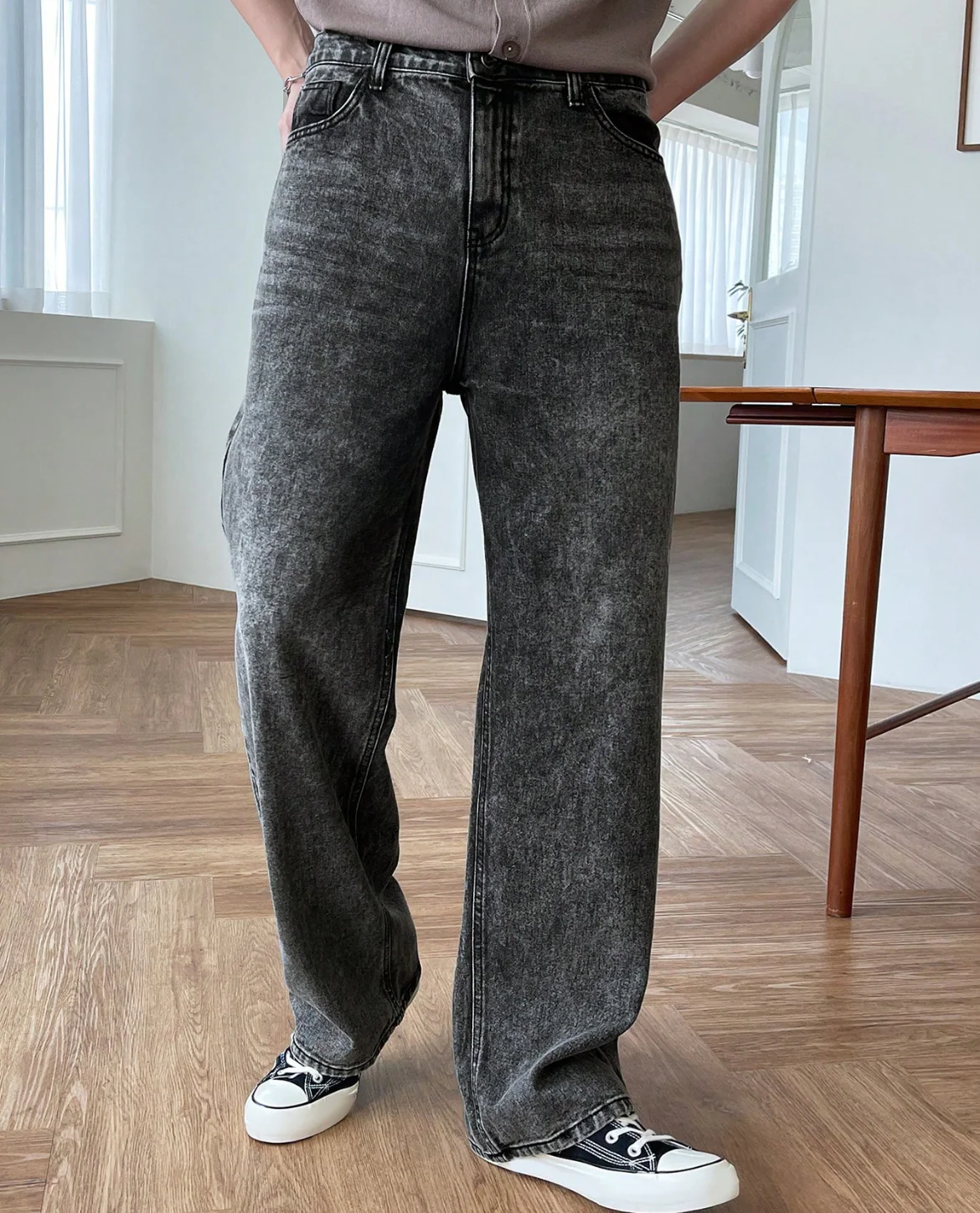 Erfurt Washed Jeans - Image 2