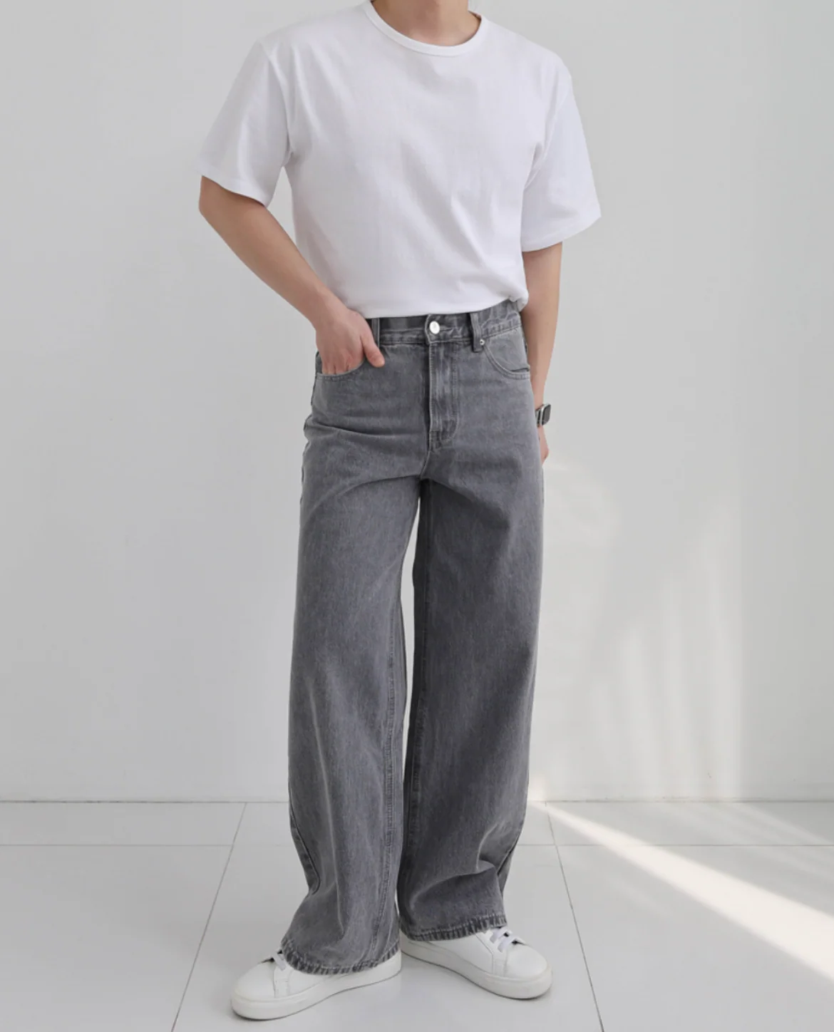 Etienne Wide-leg Jeans - Image 3
