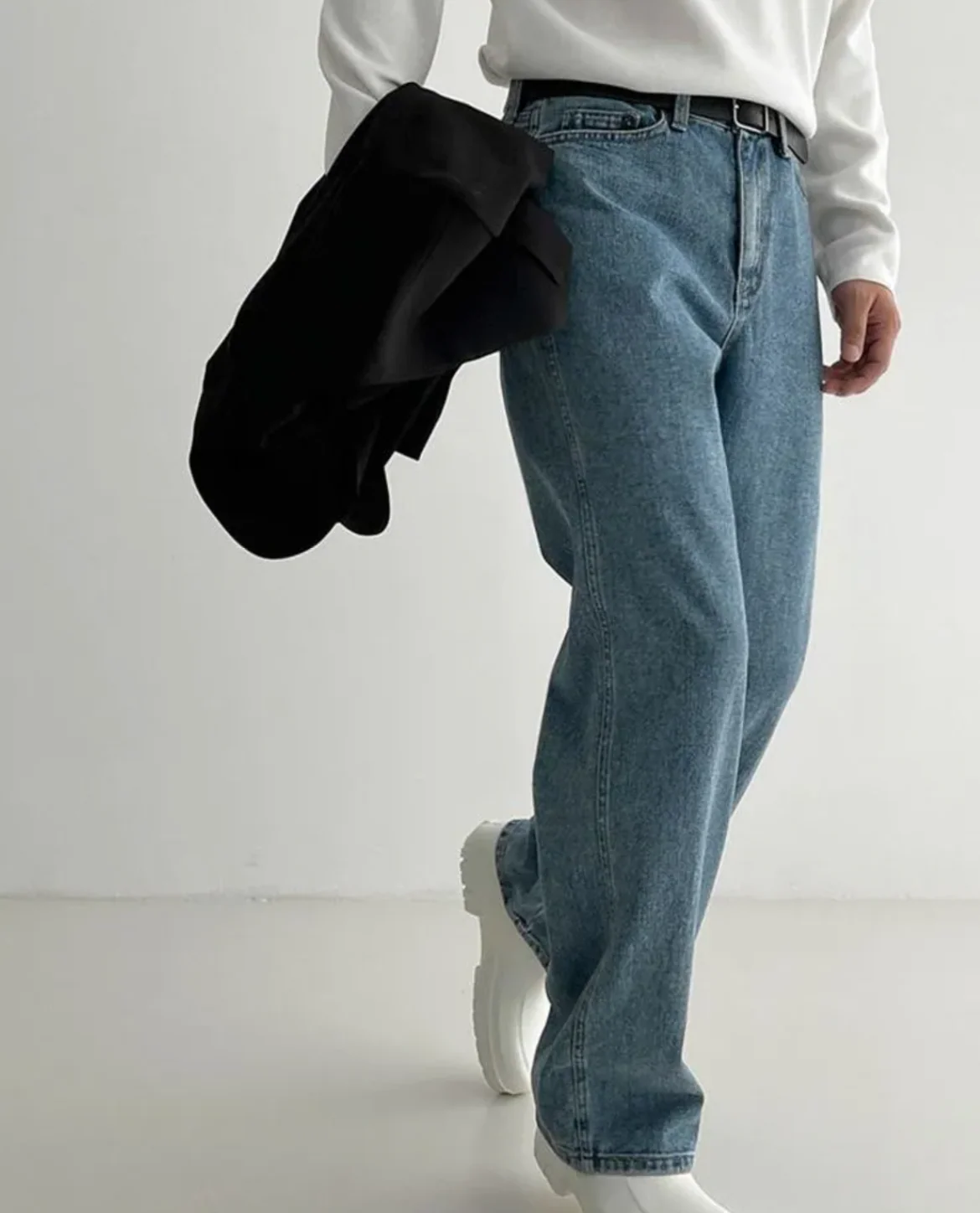 The Milano Loose fit Jeans - Image 4