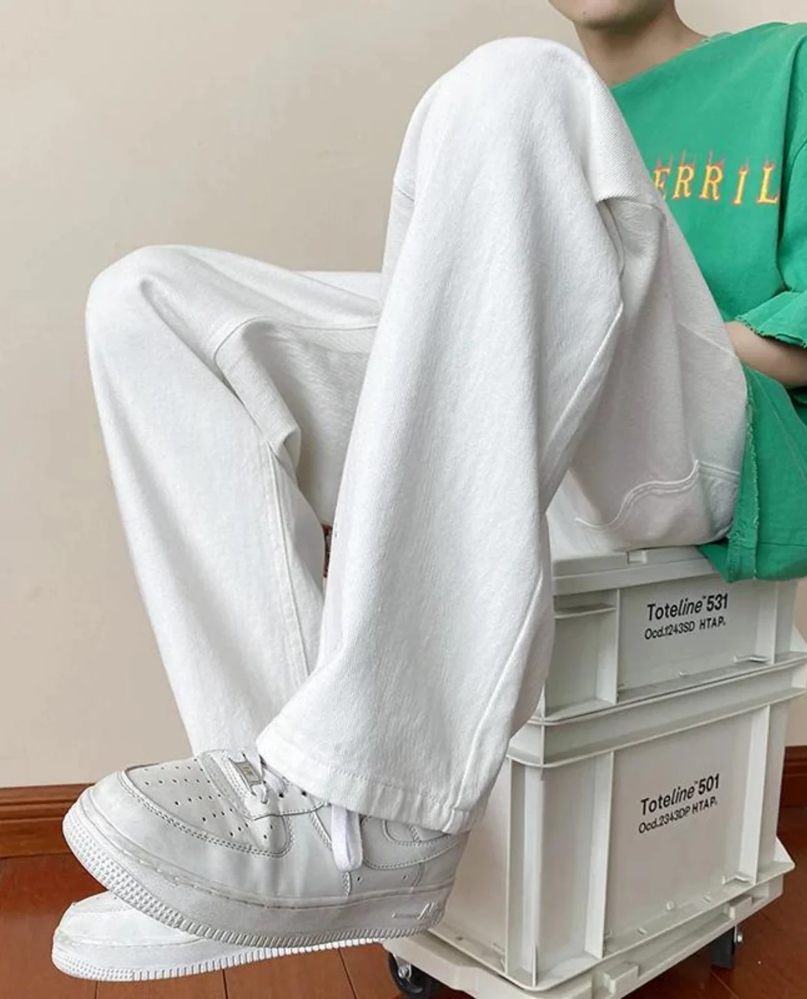 The Milano Loose fit Jeans - Image 8