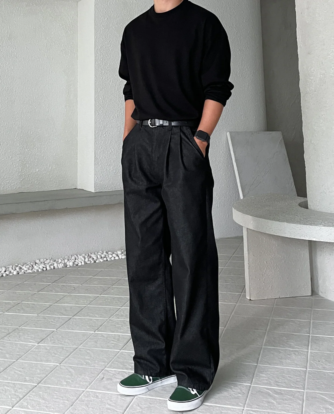 Lyon Straight-Leg Jeans - Image 5