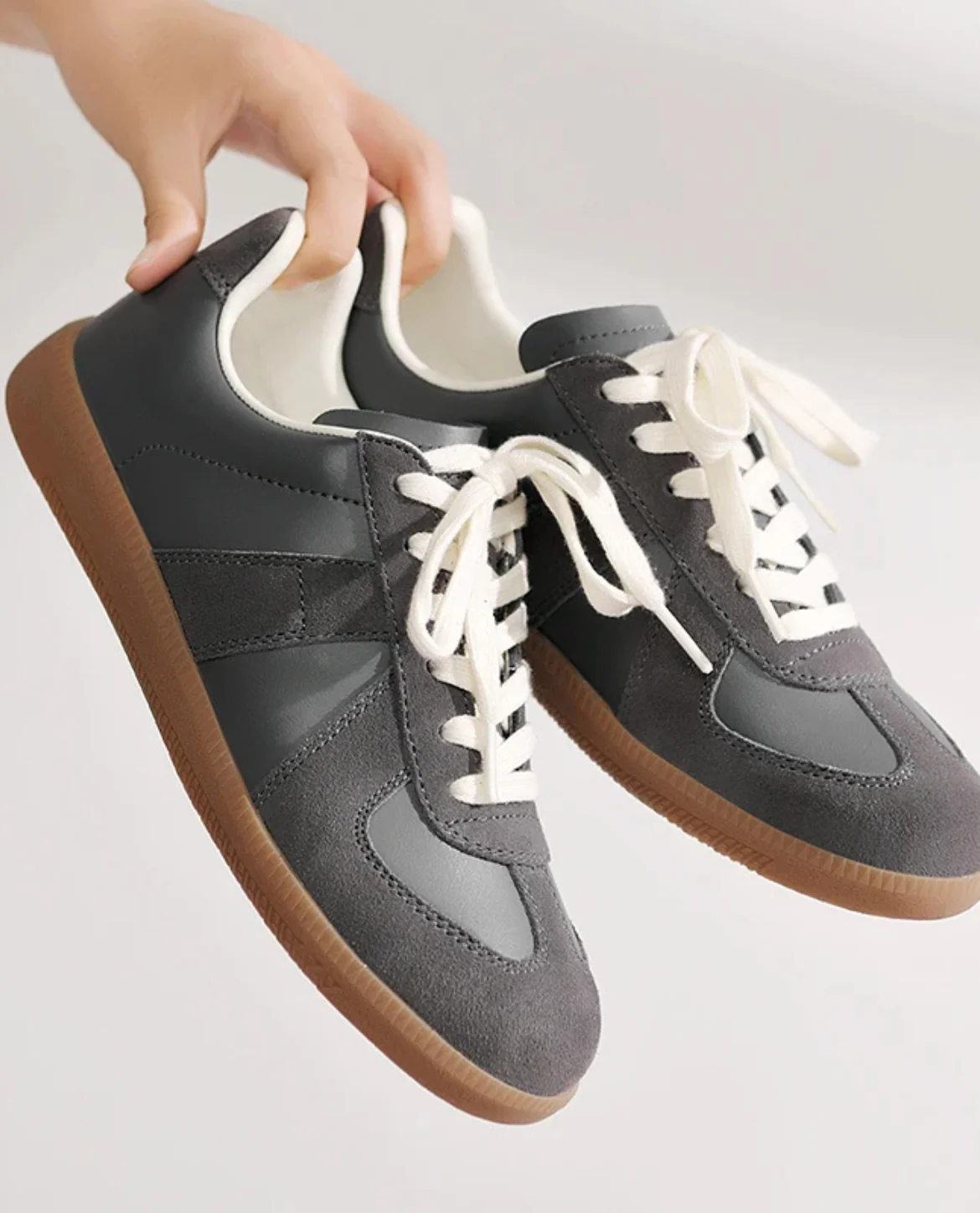 Melilla Leather Sneakers - Image 2