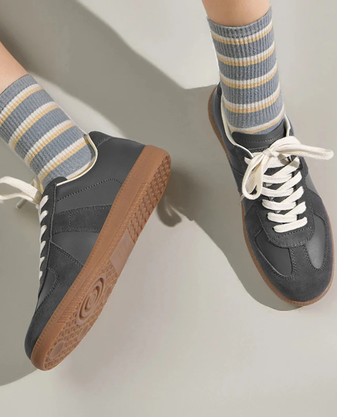 Melilla Leather Sneakers - Image 4