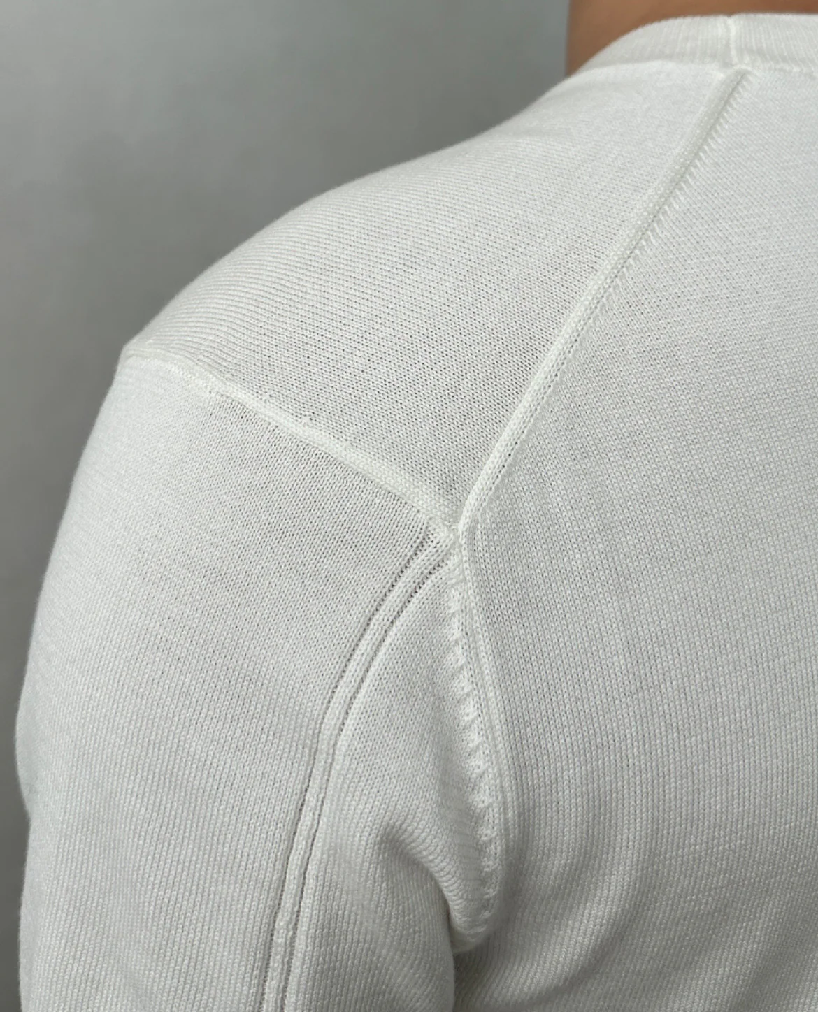 Molnar Knitted T-Shirt - Image 8