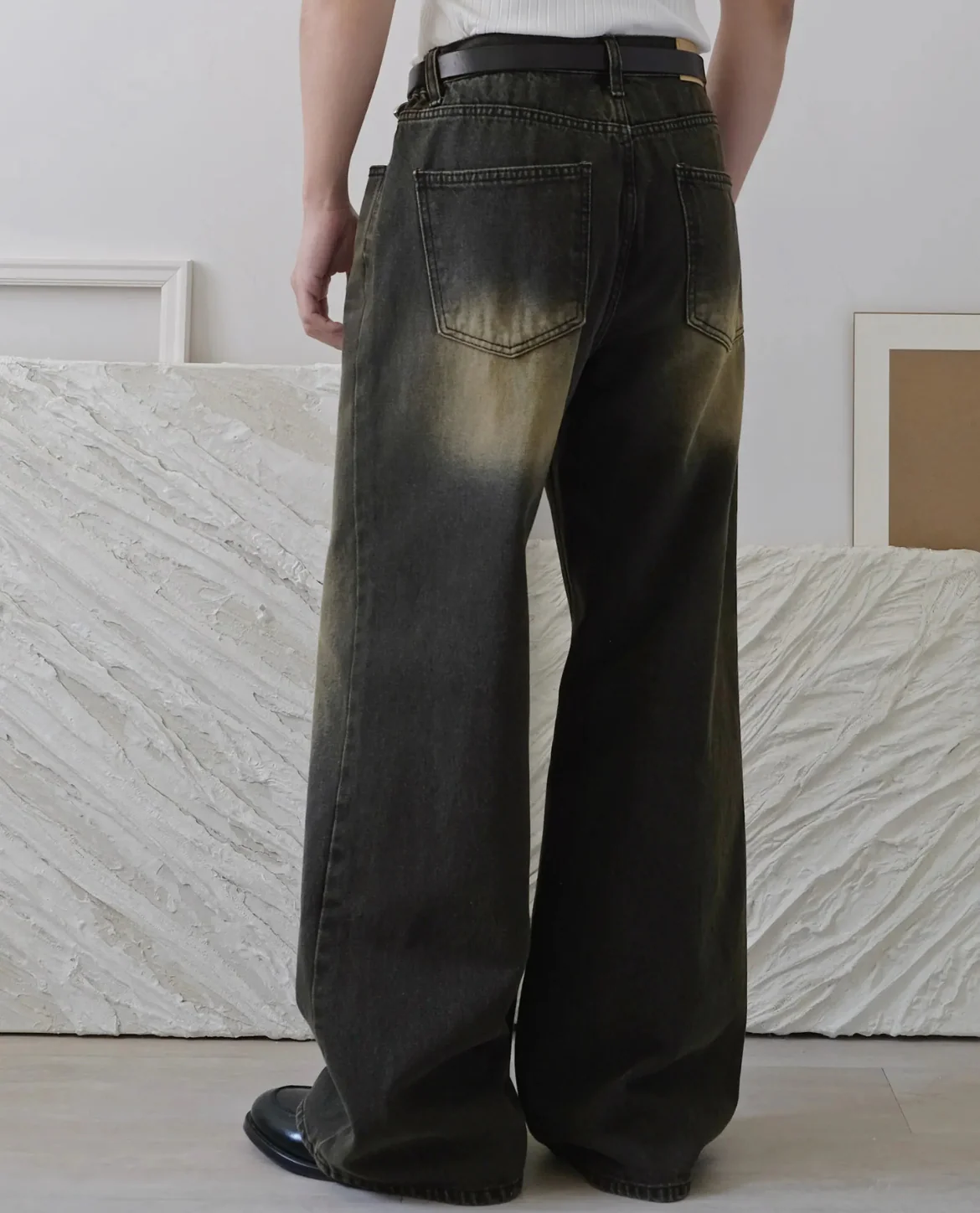 Napoli Yellow Wash Relaxed Jeans - Image 3
