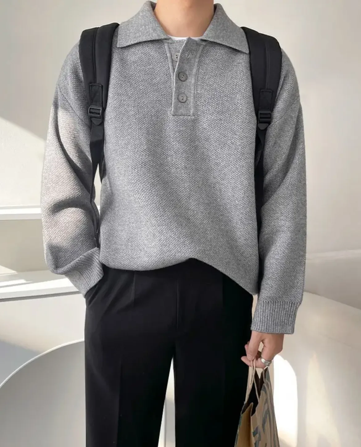 The Arveilo Polo Sweater - Image 4