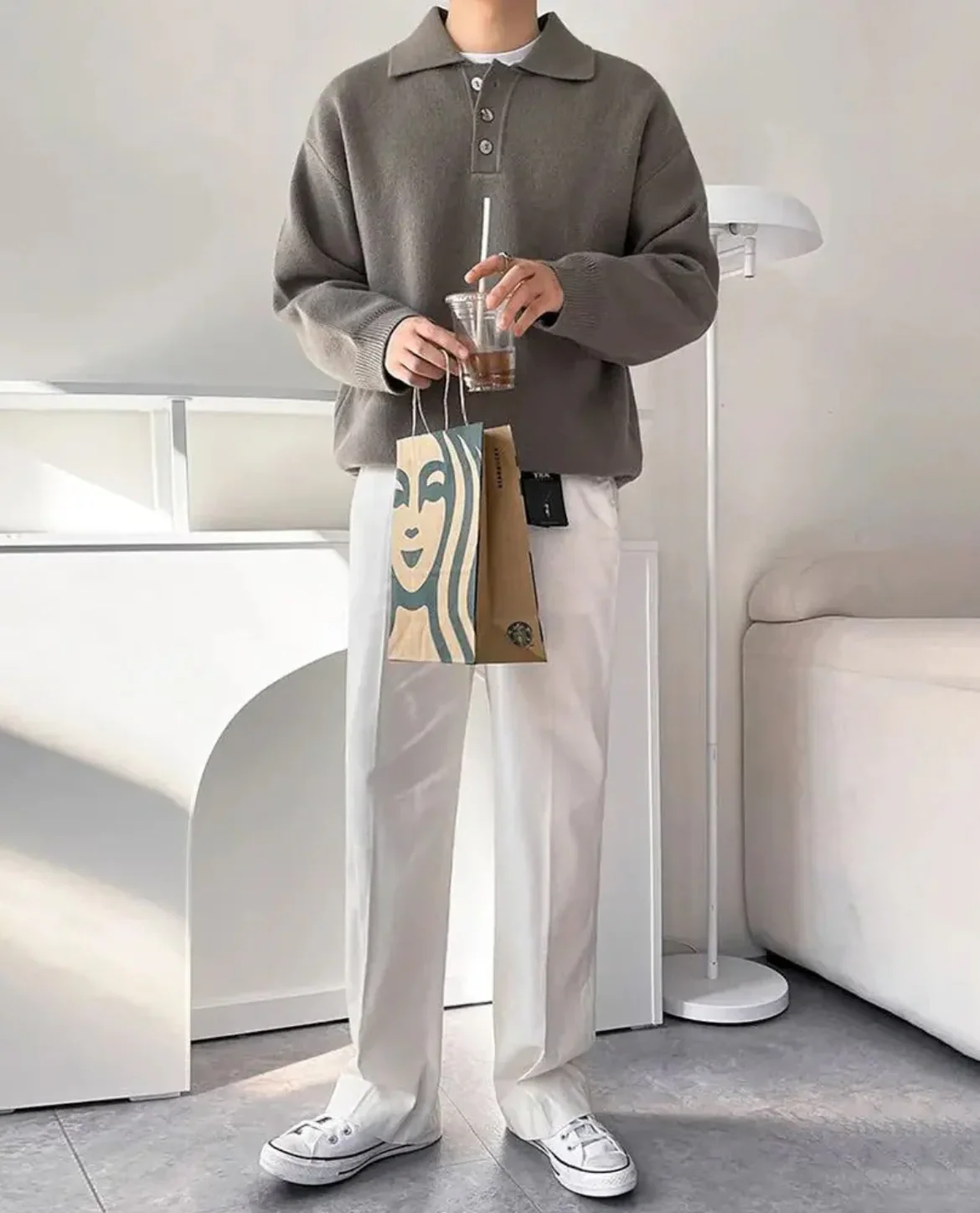 The Arveilo Polo Sweater - Image 6