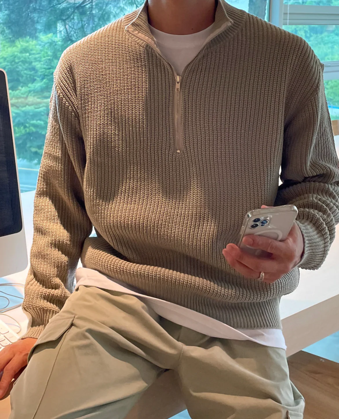The Laruro Mock Neck Zip Sweater - Image 10