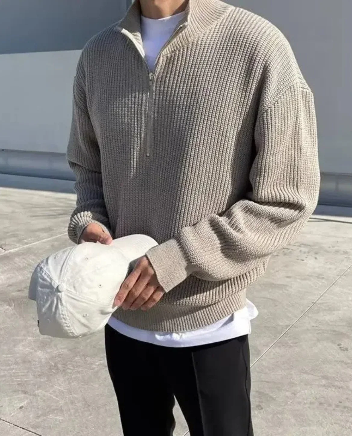 The Laruro Mock Neck Zip Sweater - Image 5