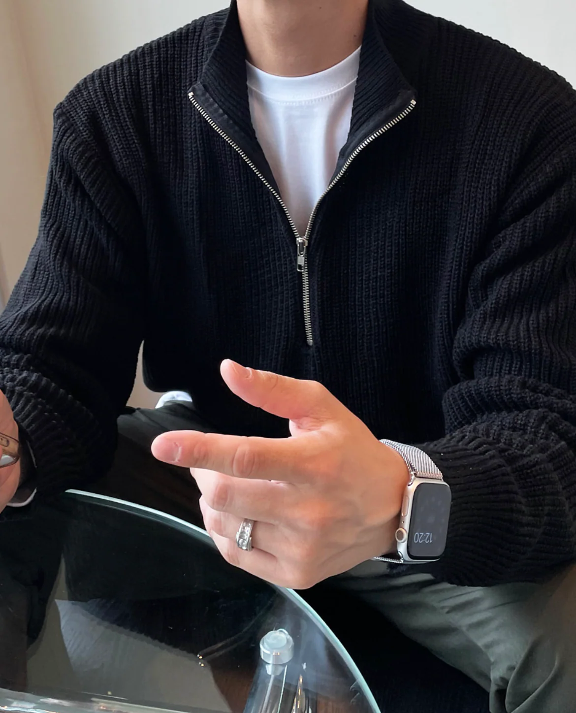 The Laruro Mock Neck Zip Sweater - Image 9