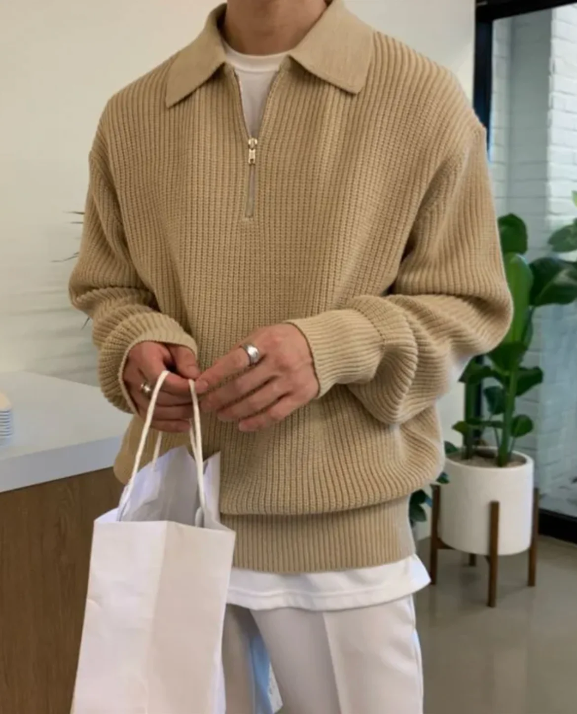 The Velino Polo Quarter Zip - Image 7