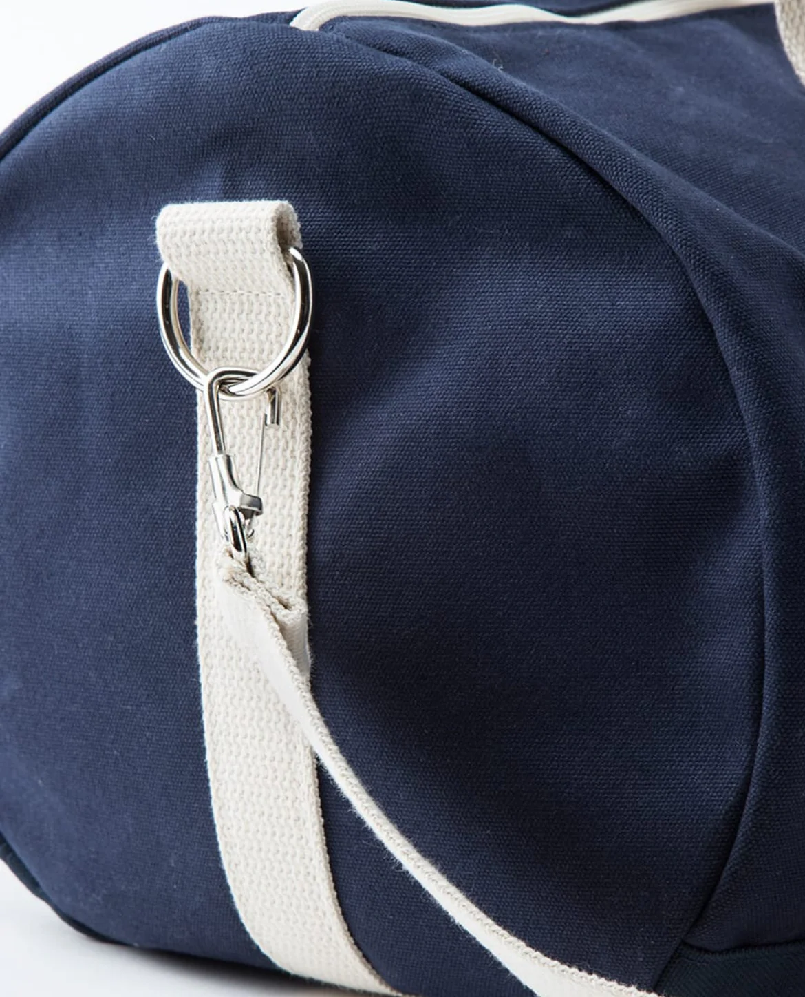 Renote Barrel Bag - Image 4