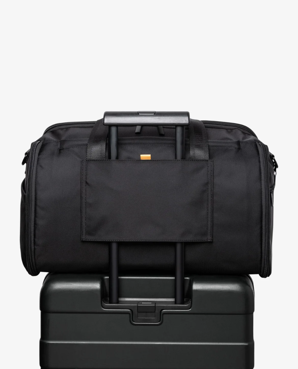 Sorpron Garment Duffle Bag - Image 11