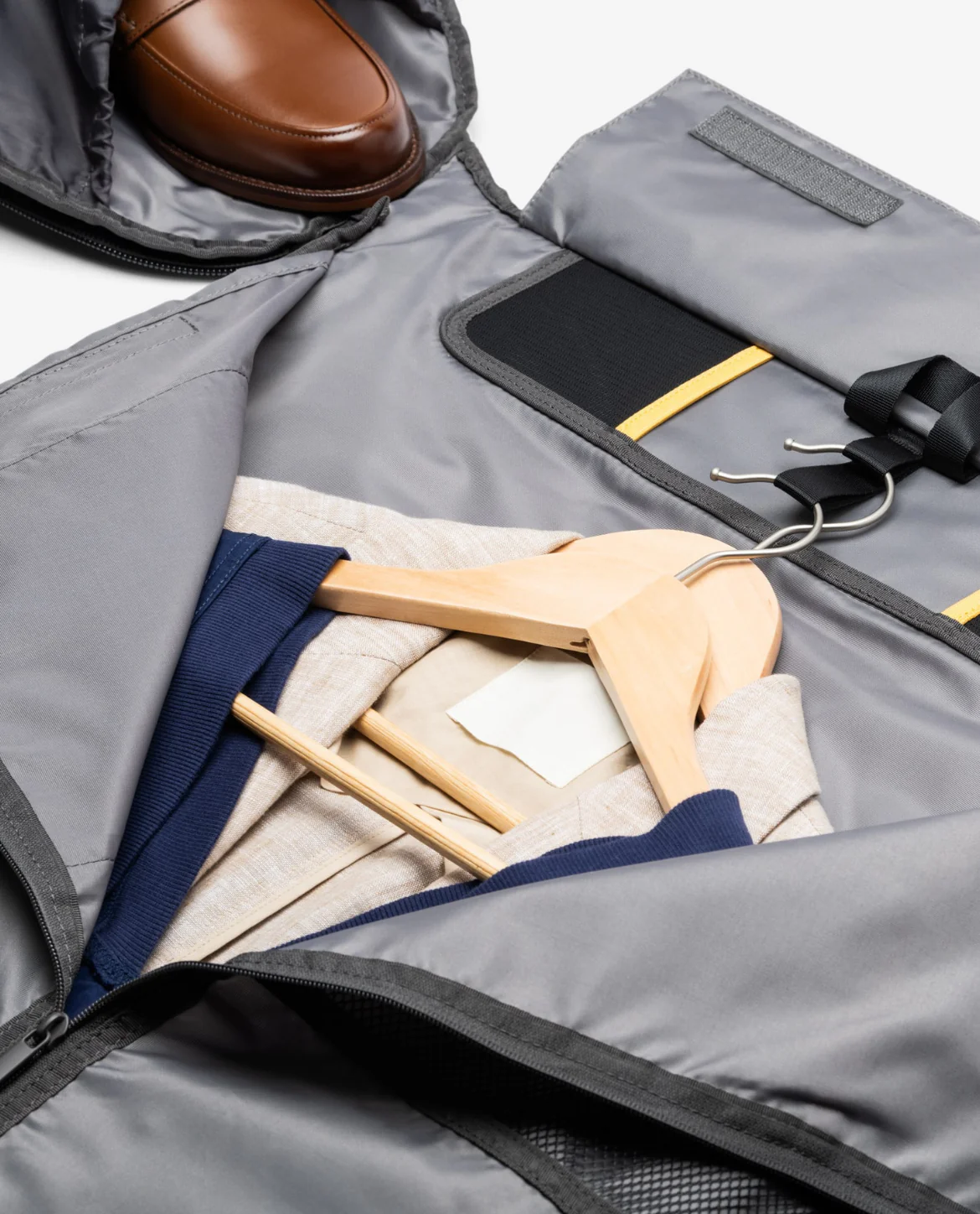 Sorpron Garment Duffle Bag - Image 5