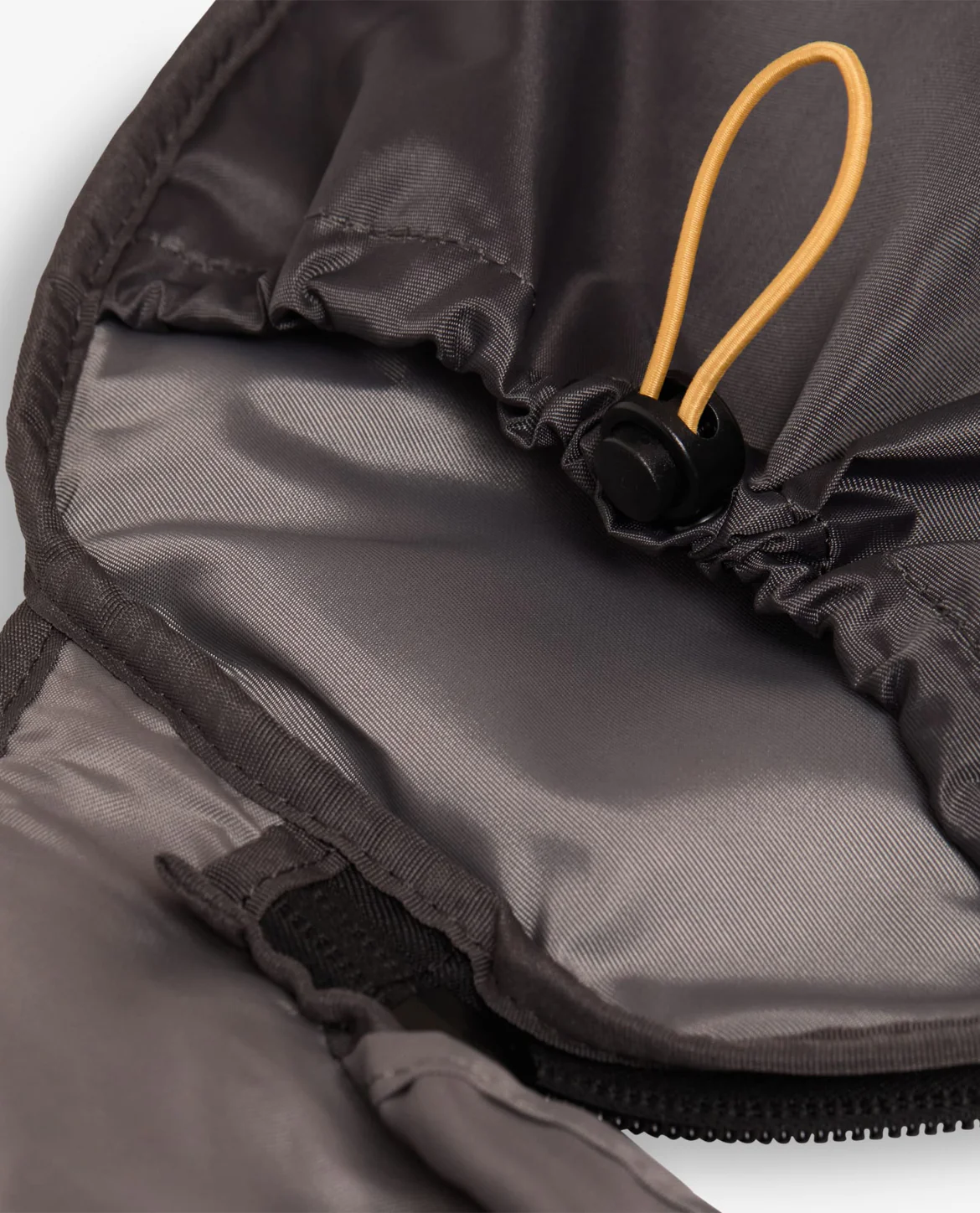 Sorpron Garment Duffle Bag - Image 9