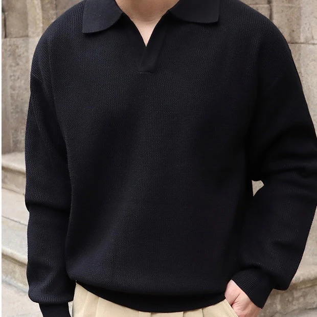 Vannes V-Neck Polo Sweater - Image 8