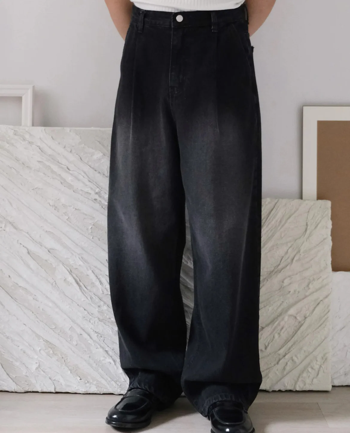 Venice Daily Straight-Leg Jeans - Image 4