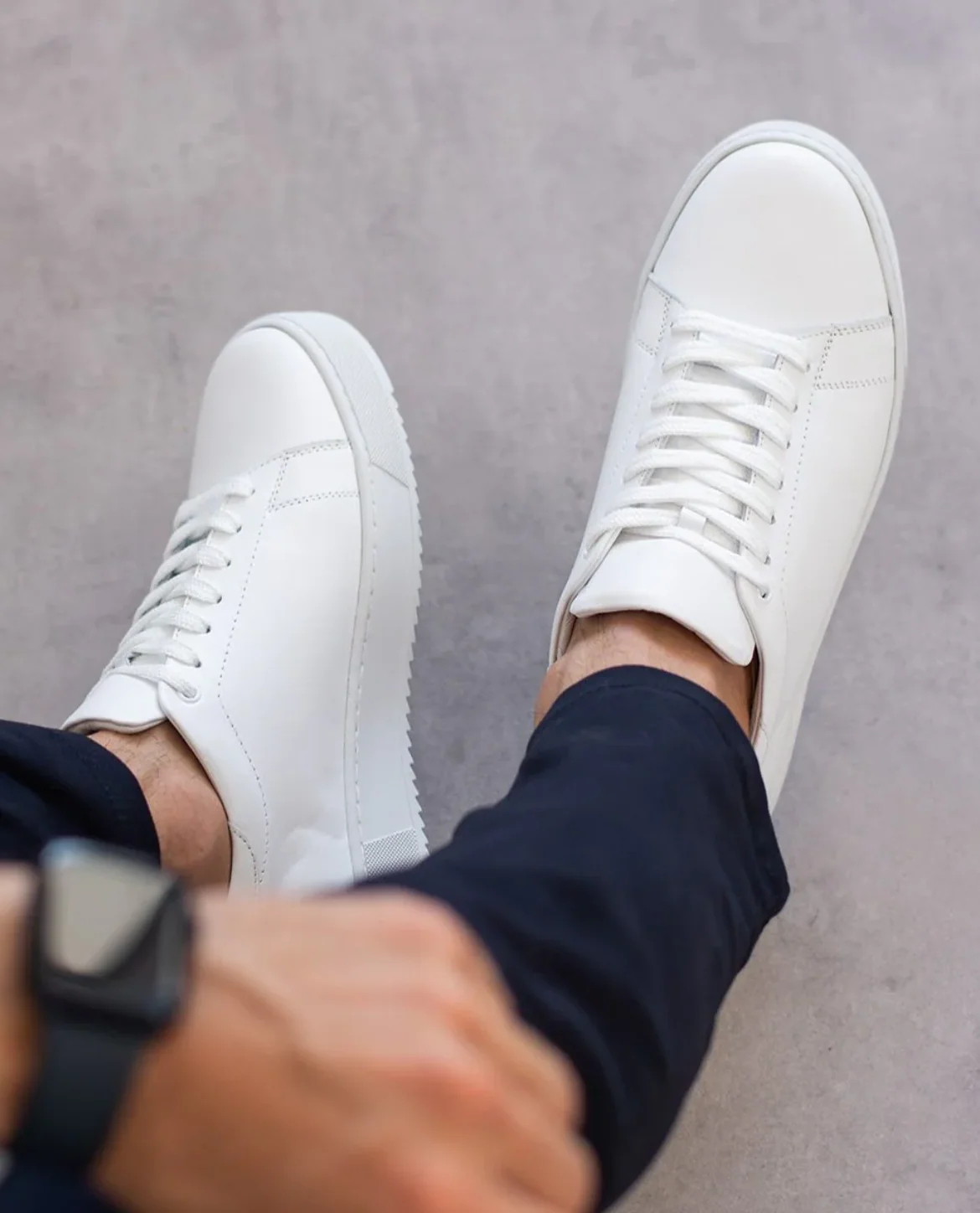 Voyager Leather Sneakers - Image 5